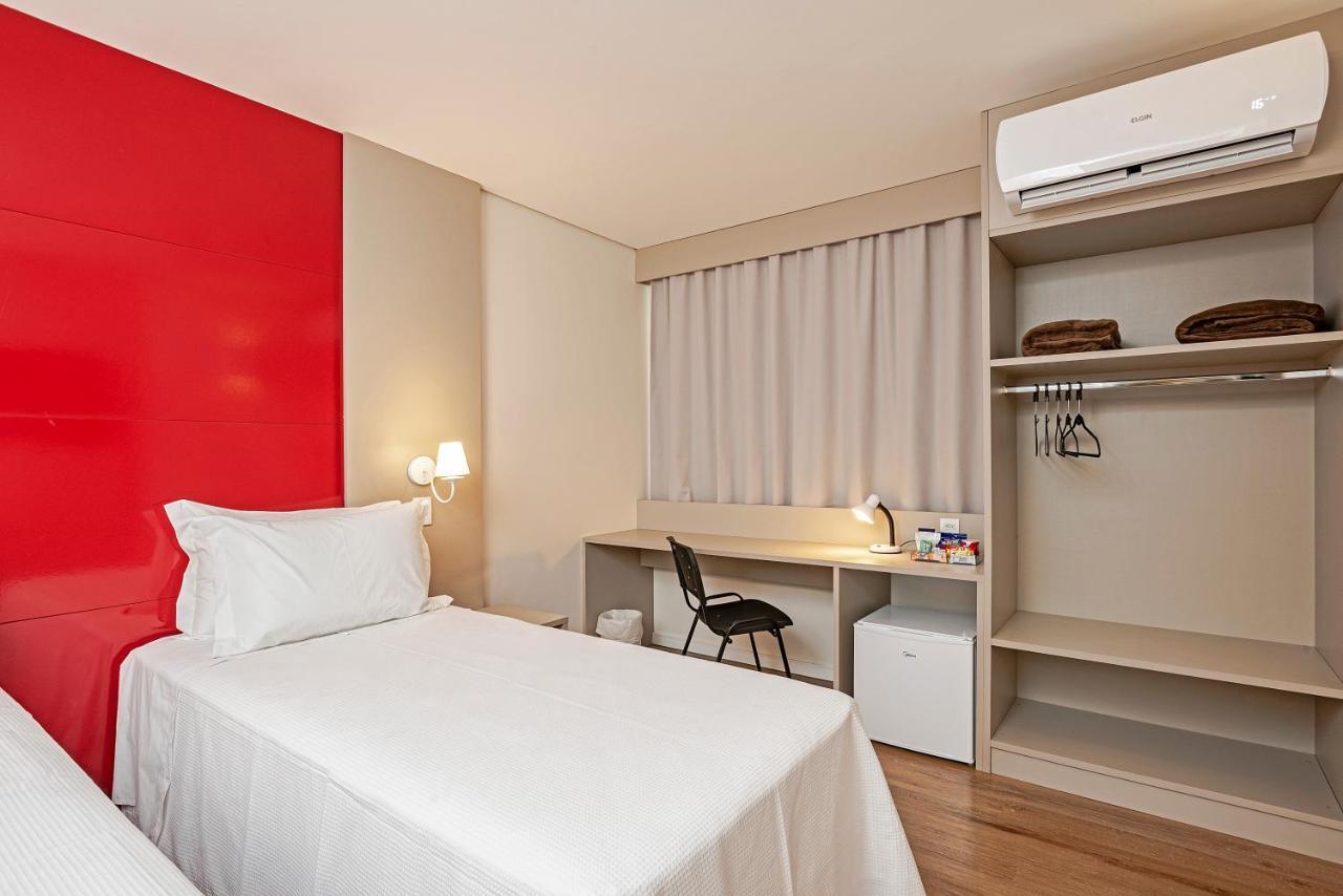 Slim Guarapuava Hotell Eksteriør bilde