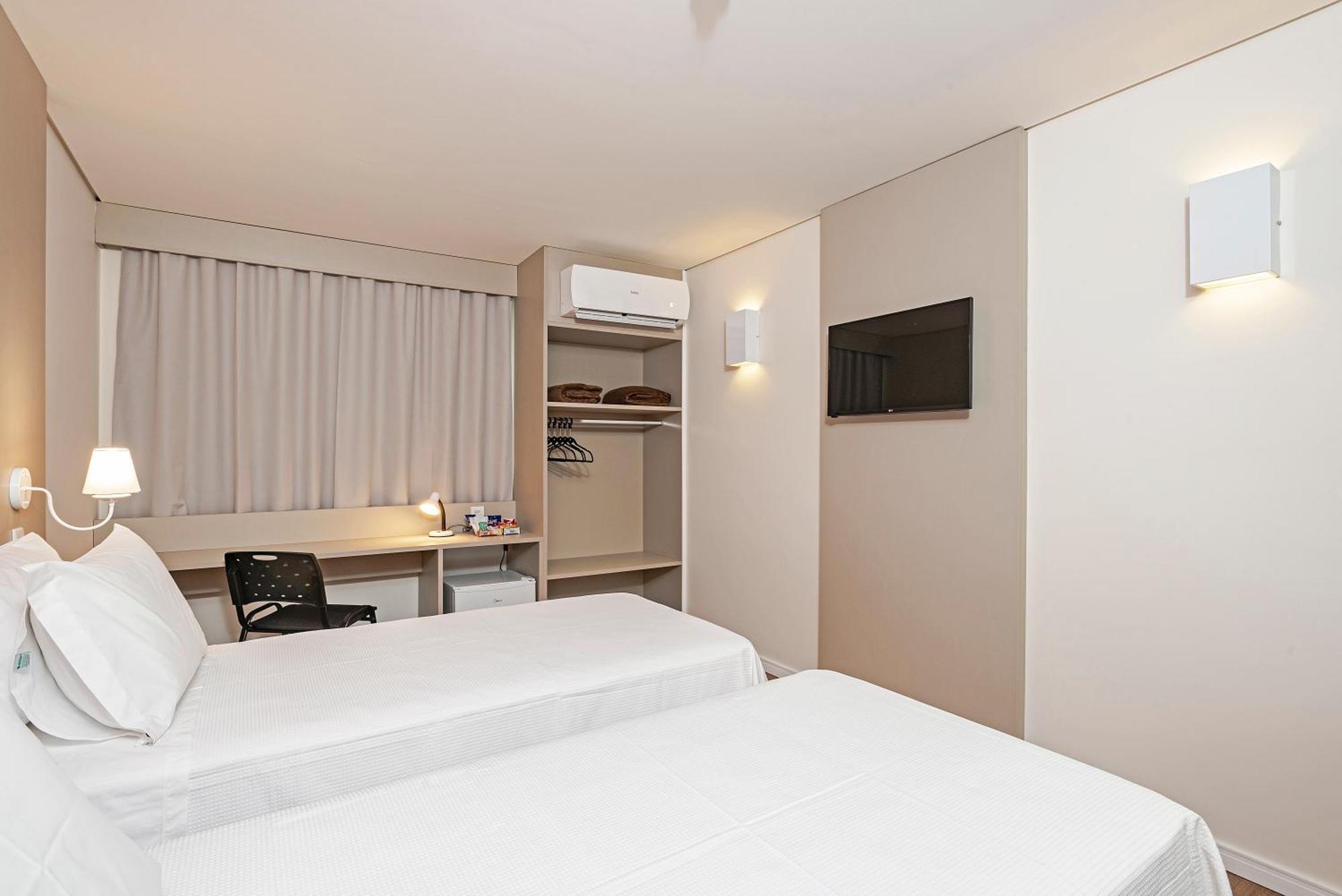 Slim Guarapuava Hotell Eksteriør bilde