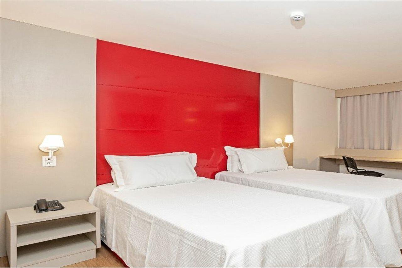 Slim Guarapuava Hotell Eksteriør bilde